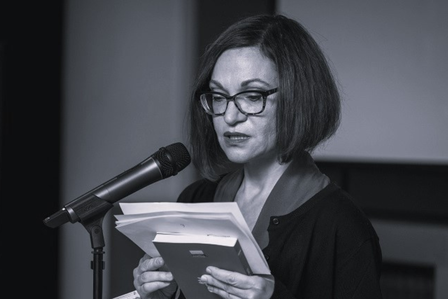 Απογεύματα ποίησης στο Café Merlin | Άννα Αφεντουλίδου